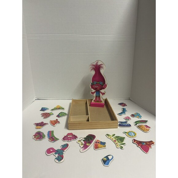 Dreamworks Trolls Poppy Magnetic Dress up Doll, Stand, Clothes, Case - Picture 1 of 8